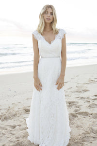Boho A-line Elegant Lace Cap Sleeve Wedding Dress With V-neck And Keyhole