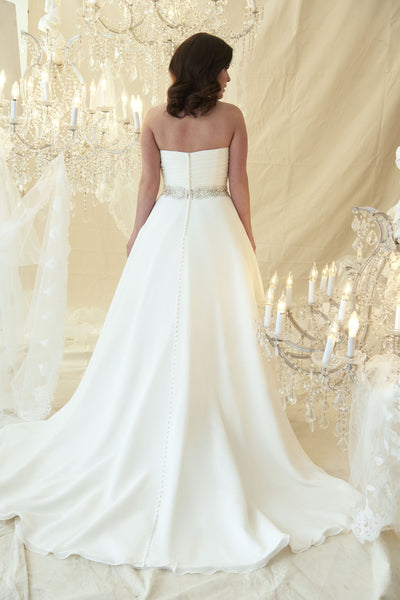A-Line Sweetheart Jeweled Chiffon Plus Size Wedding Dress With Criss Cross And Zipper