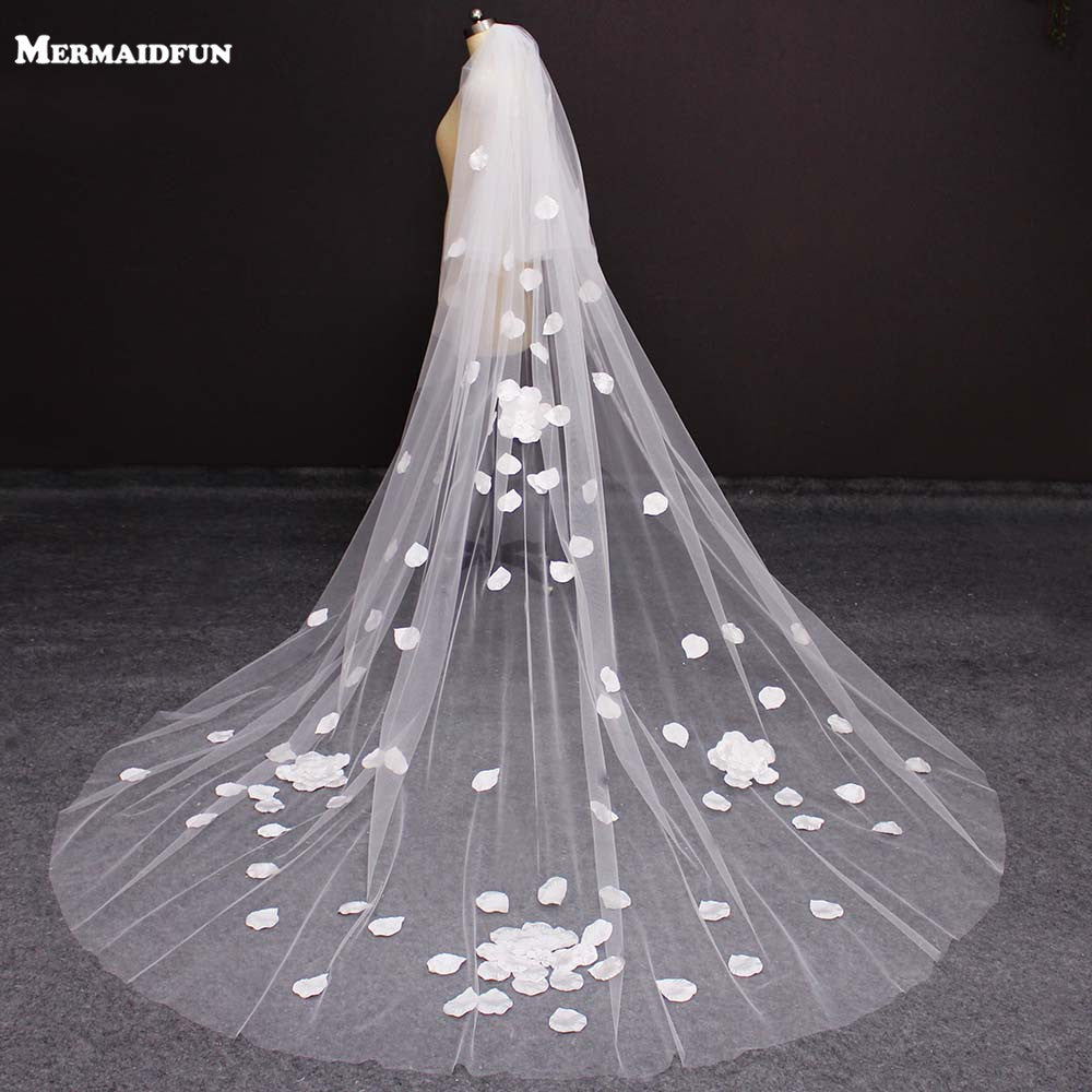 Real Photos 2 Layers Flower Appliques Wedding Veil Beautiful 3 M Long Cover Face 2 T Bridal Veil with Blusher Voile de Mariee